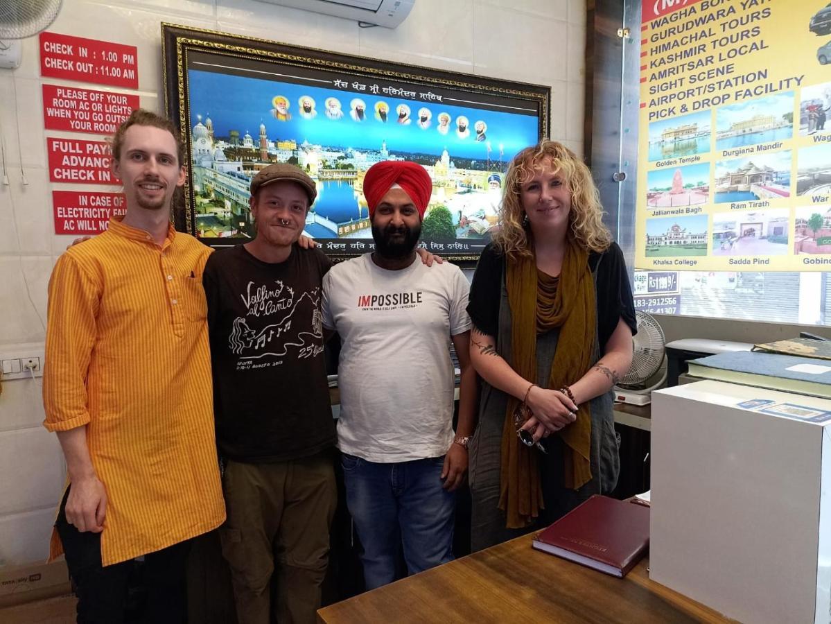 Jasneet Homestay Amritsar Exterior photo